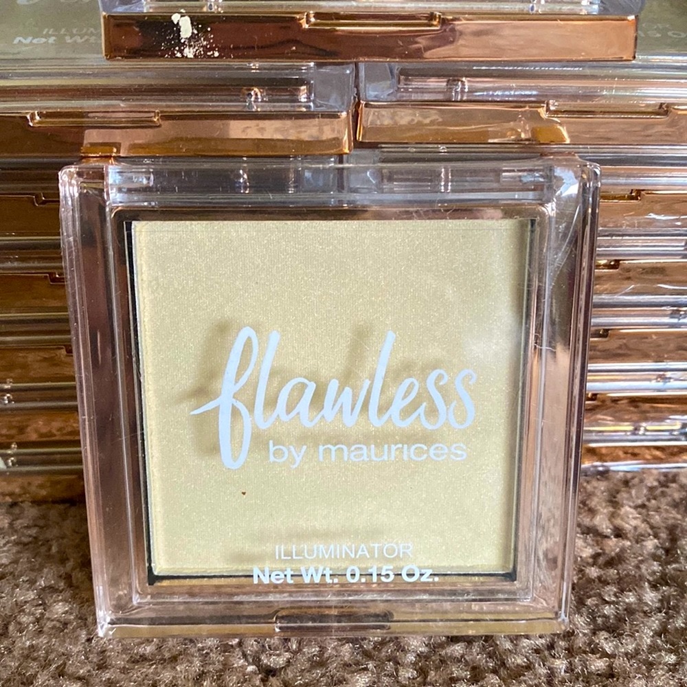 ✨ NWT Maurices Exclusive Illuminator✨
